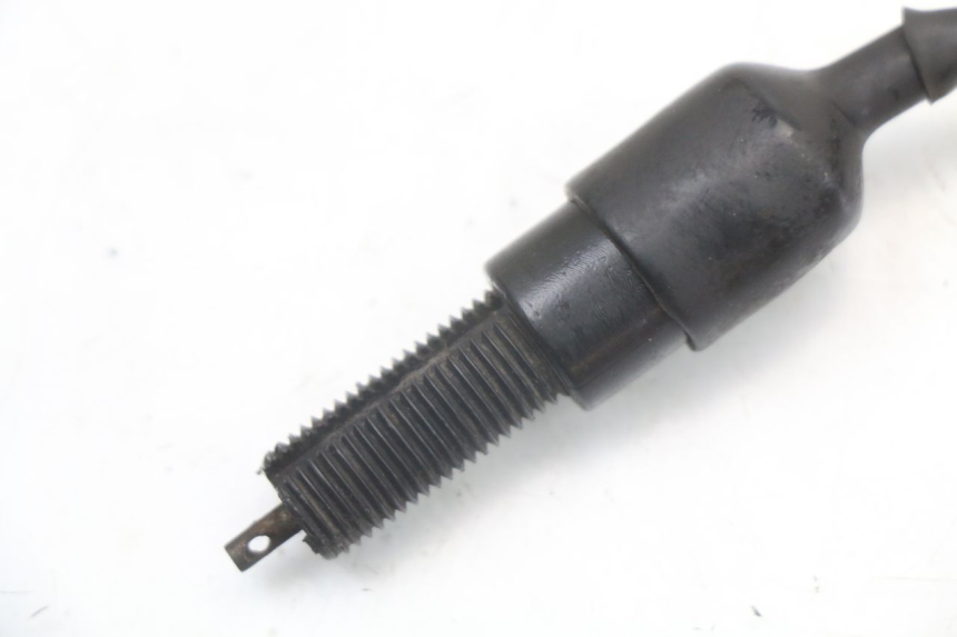 photo de Włącznik tylnego światła stopu HYOSUNG GF 125 (2001 - 2005) - Zoom stanu zużycia