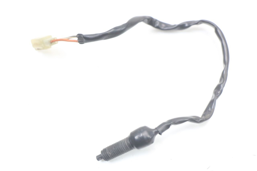 photo de Włącznik tylnego światła stopu SUZUKI GZ MARAUDER 125 (1998 - 2004) - Widok główny