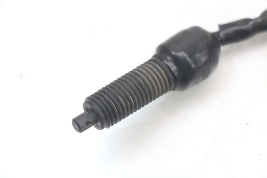 photo de Włącznik tylnego światła stopu SUZUKI GZ MARAUDER 125 (1998 - 2004) - Inny kąt widzenia