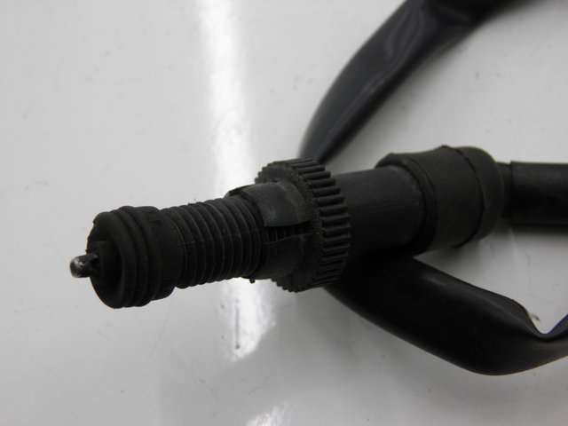 photo de Włącznik tylnego światła stopu HONDA CBF S ABS 600 (2004 - 2007) - Szczegół części