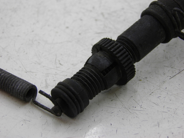 photo de Włącznik tylnego światła stopu HONDA VT C SHADOW 125 (1999 - 2007) - Szczegół części