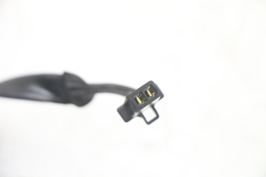 photo de Włącznik tylnego światła stopu HONDA VT C2 SHADOW 750 (1997 - 2001) - Inny kąt widzenia