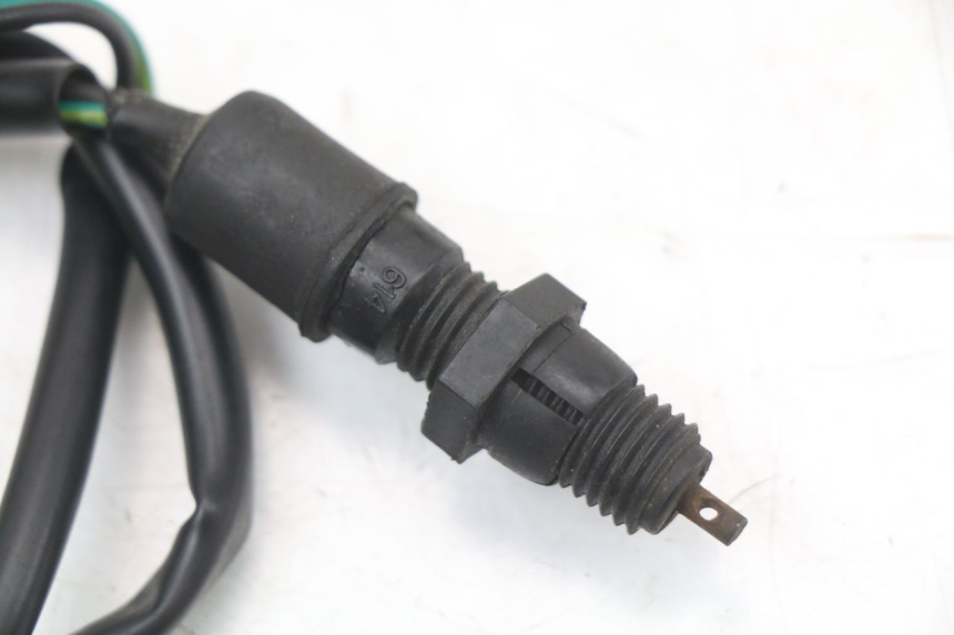 photo de Włącznik tylnego światła stopu KYMCO K-PW K-PIPE 50 (2012 - 2017) - Szczegół części