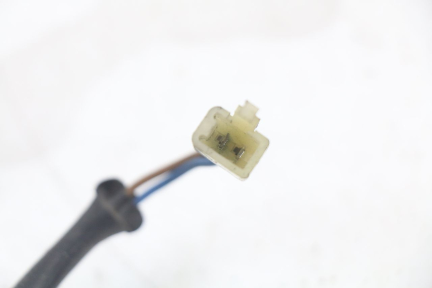 photo de Włącznik tylnego światła stopu KAWASAKI ZR7 ZR-7 S 750 (1999 - 2004) - Inny kąt widzenia