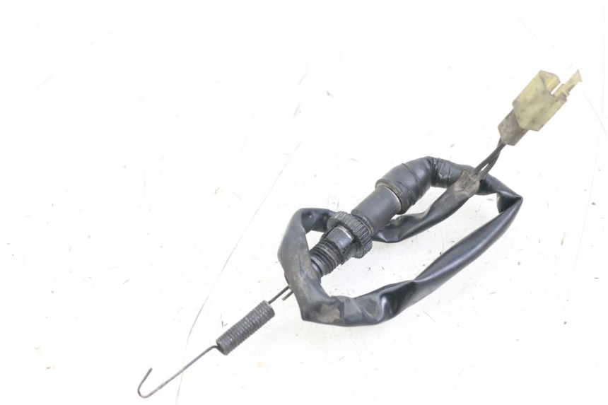 photo de Włącznik tylnego światła stopu HONDA NTV DEAUVILLE 650 (1998 - 2001) - Szczegół części