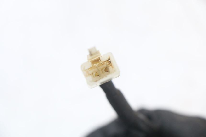 photo de Włącznik tylnego światła stopu REGAL RAPTOR SPYDER 125 (2010 - 2018) - Zbliżenie techniczne