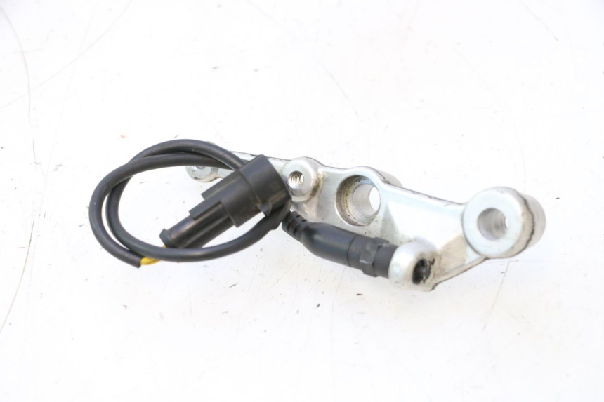 photo de STYK WŁĄCZNIKA ŚWIATEŁ STOPU TYLNEGO DUCATI SS IE DS CARENEE 1000 (2002 - 2006) - Widok główny