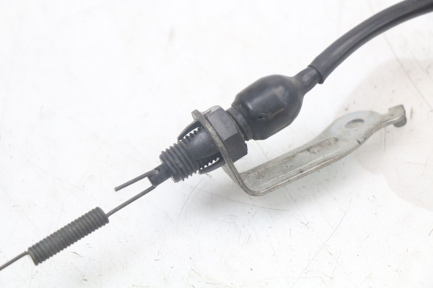 photo de Włącznik tylnego światła stopu SUZUKI SV N 650 (1999 - 2002) - Zoom stanu zużycia