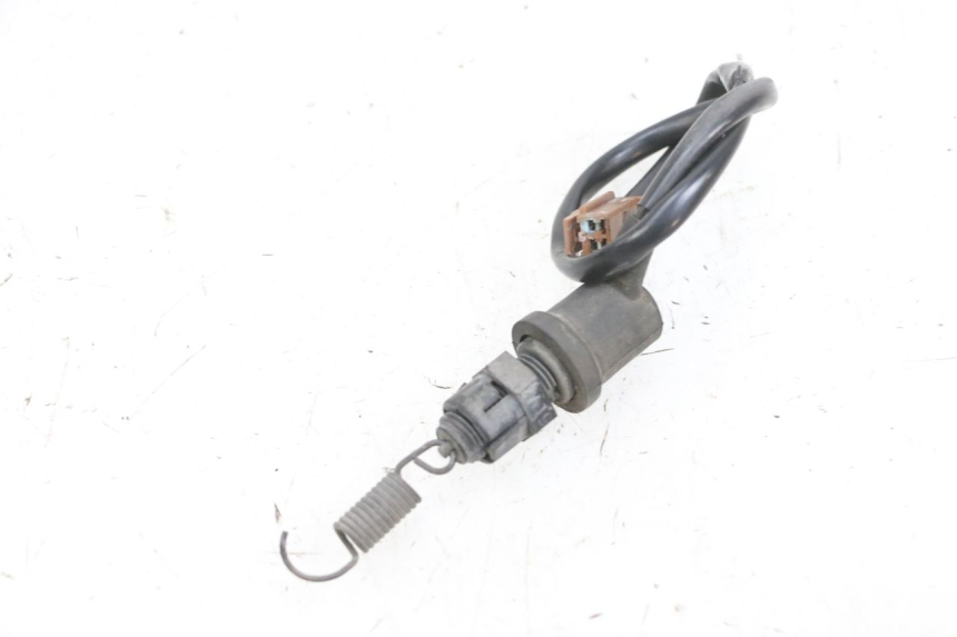 photo de Włącznik tylnego światła stopu YAMAHA TDM ABS 900 (2002 - 2014) - Szczegół części