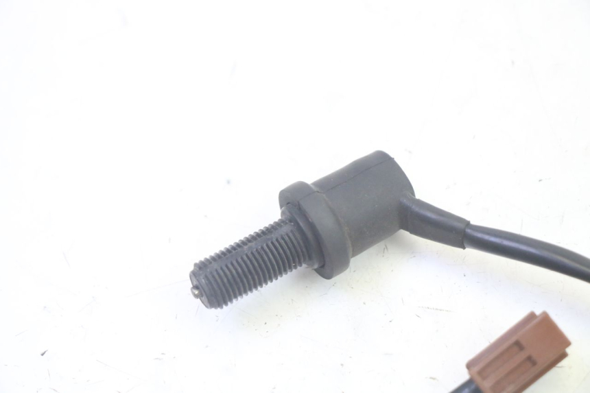 photo de Włącznik tylnego światła stopu YAMAHA TDM ABS 900 (2002 - 2014) - Szczegół części