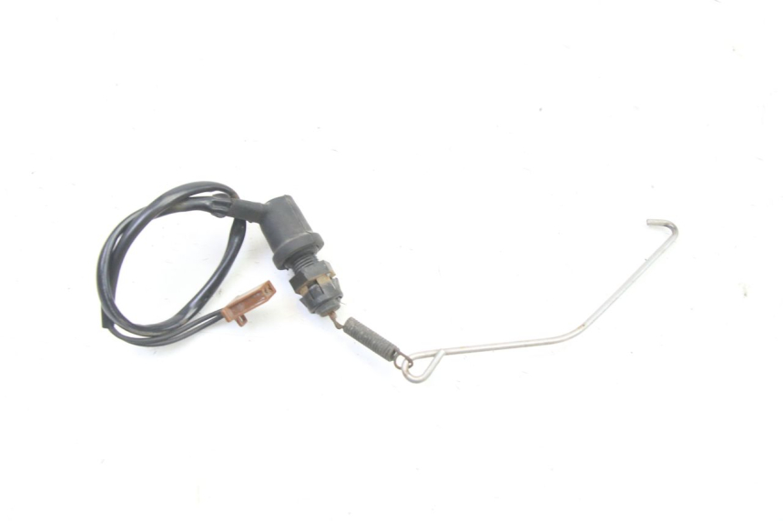 photo de Włącznik tylnego światła stopu YAMAHA TDR DELTABOX 125 (1997 - 2003) - Zbliżenie techniczne