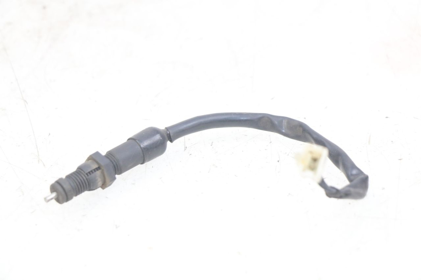 photo de WŁĄCZNIK ŚWIATEŁ STOP TYLNYCH DAELIM VL DAYSTAR 125 (2000 - 2011) - Widok główny