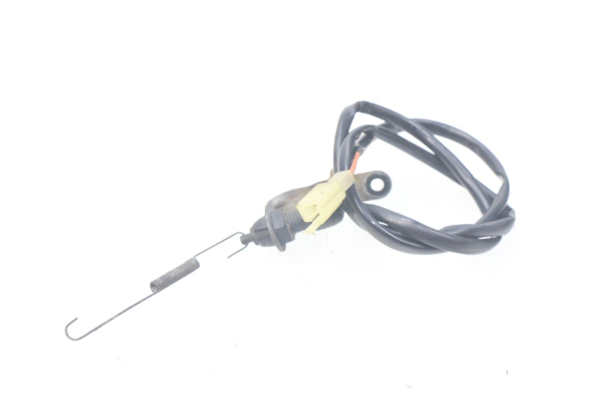 photo de Włącznik tylnego światła stopu SUZUKI XF FREEWIND 650 (1997 - 2003) - Zoom stanu zużycia