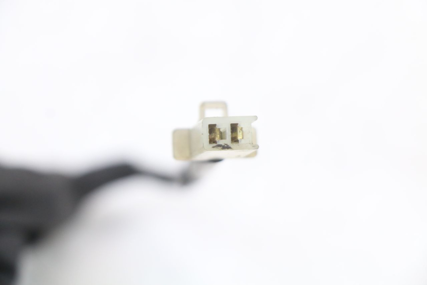 photo de Włącznik tylnego światła stopu YAMAHA XJS DIVERSION 600 (1997 - 1999) - Inny kąt widzenia