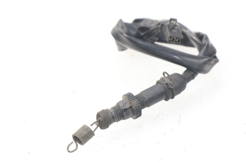 photo de Włącznik tylnego światła stopu HONDA XLV VARADERO 125 (2000 - 2006) - Zoom stanu zużycia