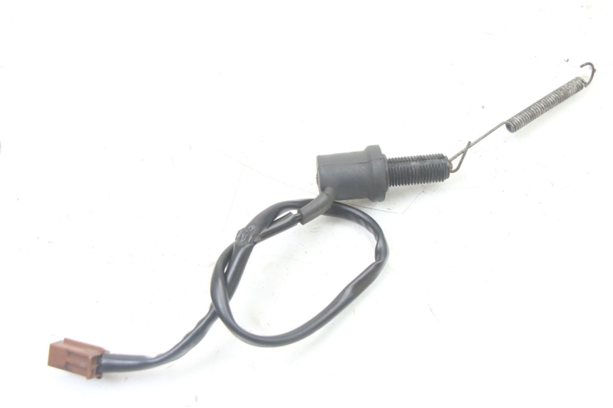 photo de Włącznik tylnego światła stopu YAMAHA FZS FAZER 600 (2001 - 2003) - Zoom stanu zużycia