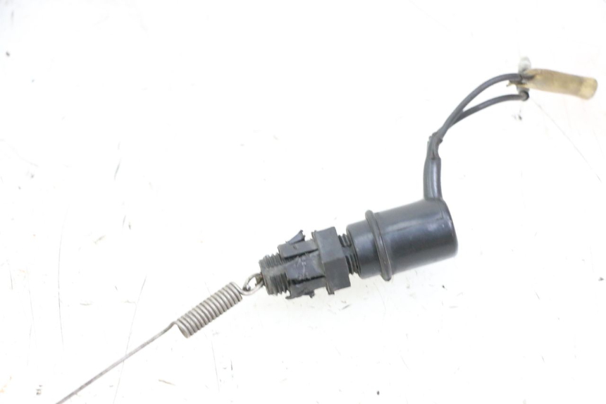 photo de Włącznik tylnego światła stopu YAMAHA SR 125 (1982 - 2003) - Szczegół części