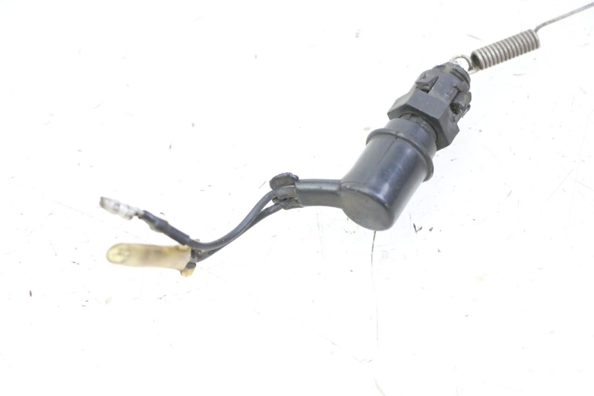 photo de Włącznik tylnego światła stopu YAMAHA SR 125 (1982 - 2003) - Inny kąt widzenia