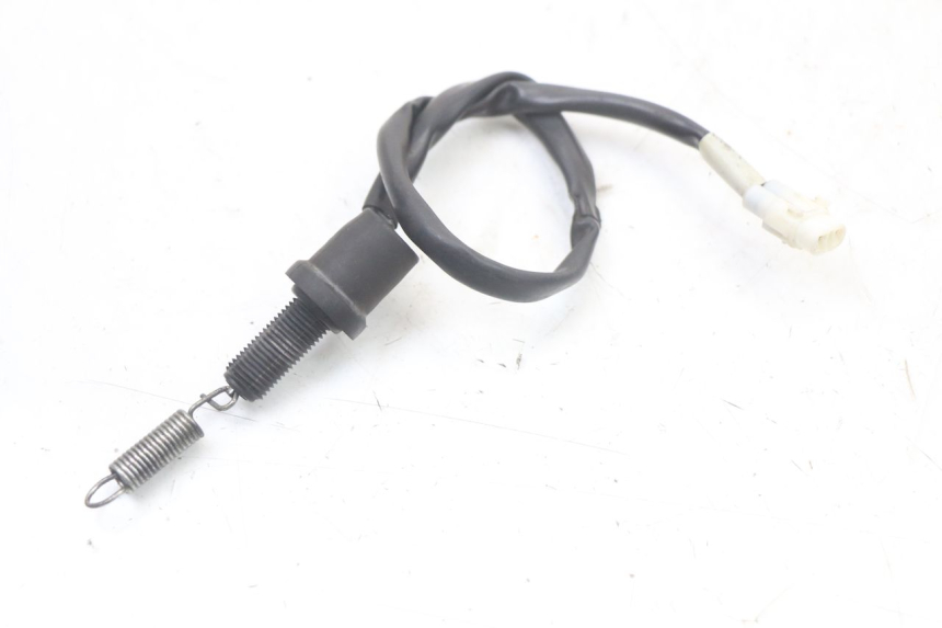 photo de Włącznik tylnego światła stopu YAMAHA XJ6 ABS 600 (2008 - 2016) - Szczegół części