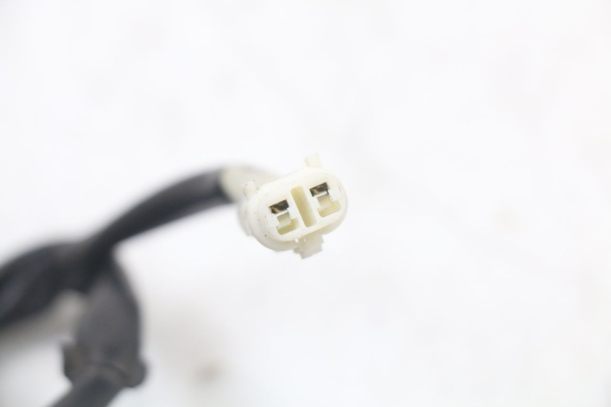 photo de Włącznik tylnego światła stopu YAMAHA XJ6 ABS 600 (2008 - 2016) - Inny kąt widzenia