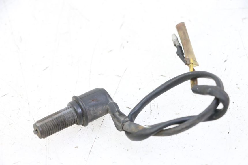 photo de Włącznik tylnego światła stopu YAMAHA XV VIRAGO 535 (1988 - 2004) - Zoom stanu zużycia