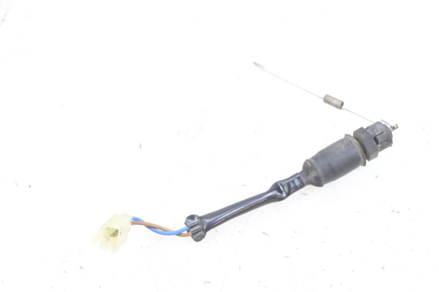 photo de Włącznik tylnego światła stopu KAWASAKI ZR 7 750 (1999 - 2004) - Szczegół części