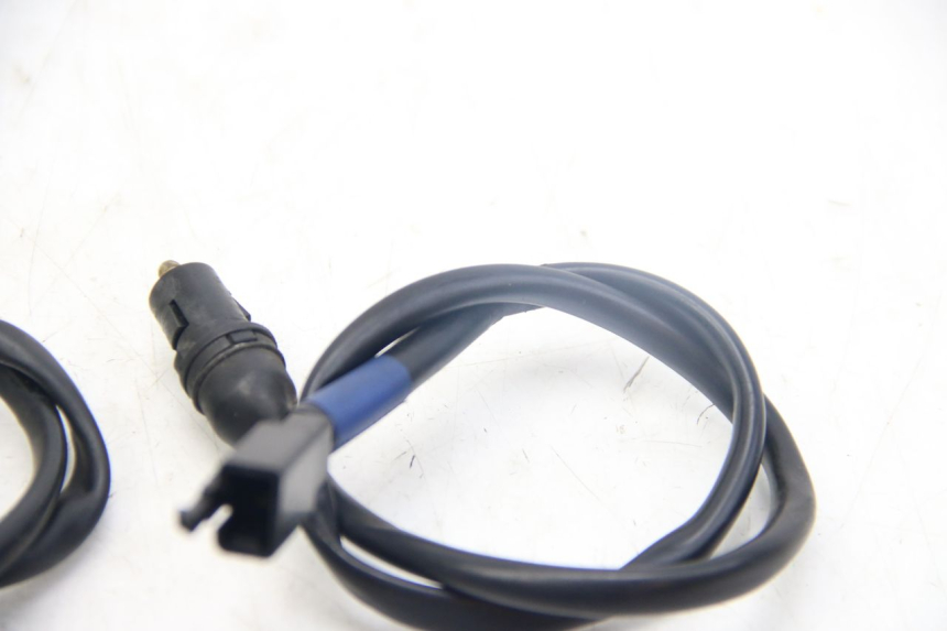 photo de Włącznik światła stopu YAMAHA BW'S BWS 125 (2010 - 2013) - Szczegół części