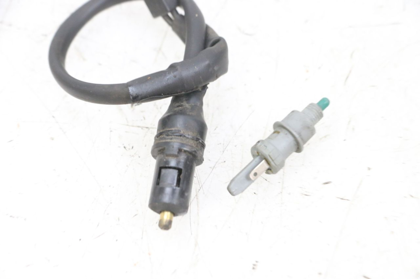 photo de Włącznik światła stopu YAMAHA BW'S EASY 50 (2013 - 2016) - Szczegół części