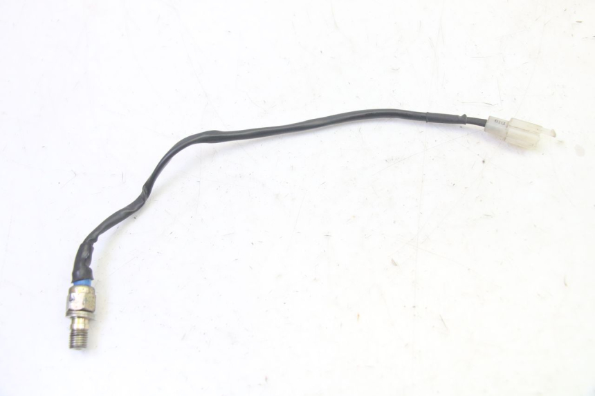 photo de WŁĄCZNIK ŚWIATEŁ STOP PRAWY ADIVA AD3 300 (2014 - 2020) - Widok główny