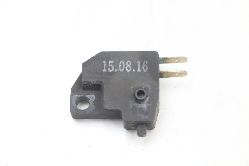 photo de WŁĄCZNIK ŚWIATEŁ STOP PRAWY KYMCO AGILITY CARRY 50 (2011 - 2020) - Widok główny