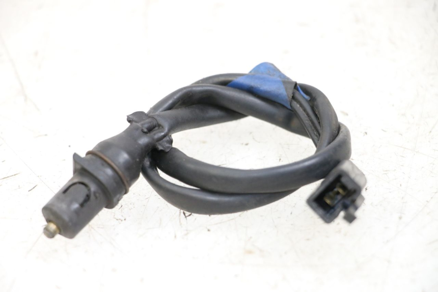 photo de WŁĄCZNIK ŚWIATEŁ STOP PRAWY YAMAHA BW'S BWS 125 (2010 - 2013) - Szczegół części