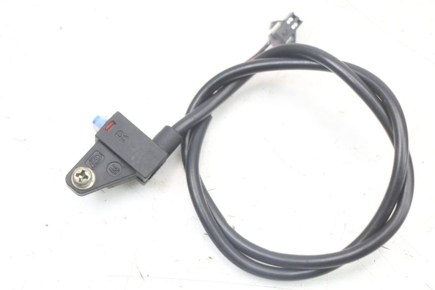 photo de WŁĄCZNIK ŚWIATEŁ STOP PRAWY WAYSCRAL E-START 1 (2018 - 2022) - Widok główny