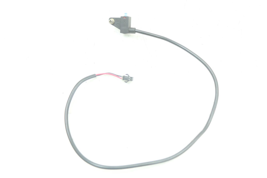 photo de WŁĄCZNIK ŚWIATEŁ STOP PRAWY WAYSCRAL E-START 1 (2018 - 2022) - Szczegół części