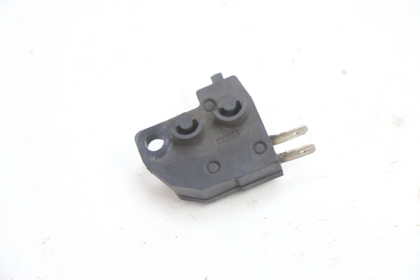 photo de PRAWO WYŁĄCZNIK ŚWIATŁA STOP KAWASAKI ER-6 ER6 N 650 (2005 - 2009) - Zoom stanu zużycia