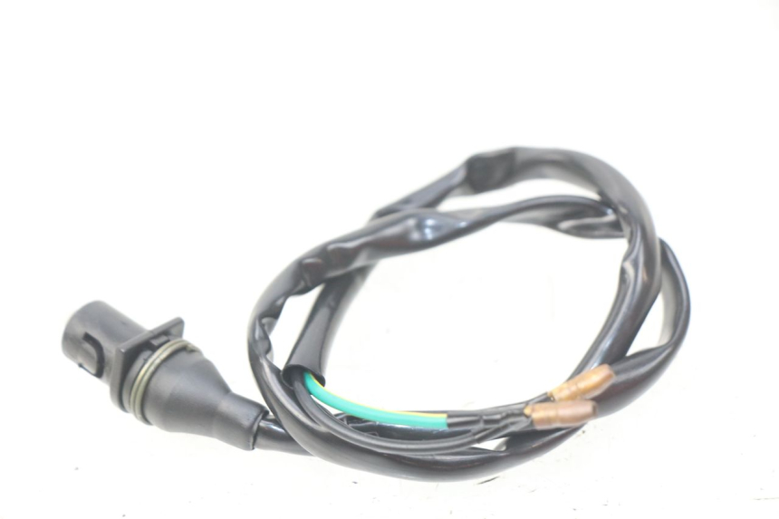 photo de WŁĄCZNIK ŚWIATEŁ STOP PRAWY JM MOTORS EVOLIS 4T 50 (2018 - 2022) - Zoom stanu zużycia