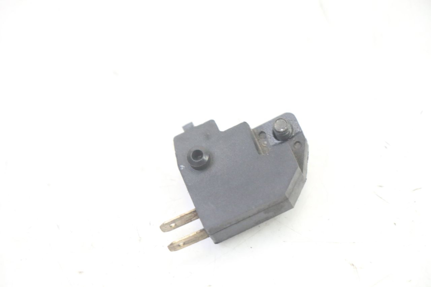 photo de Włącznik światła stopu prawy SYM FIDDLE 125 (2008 - 2010) - Zoom stanu zużycia