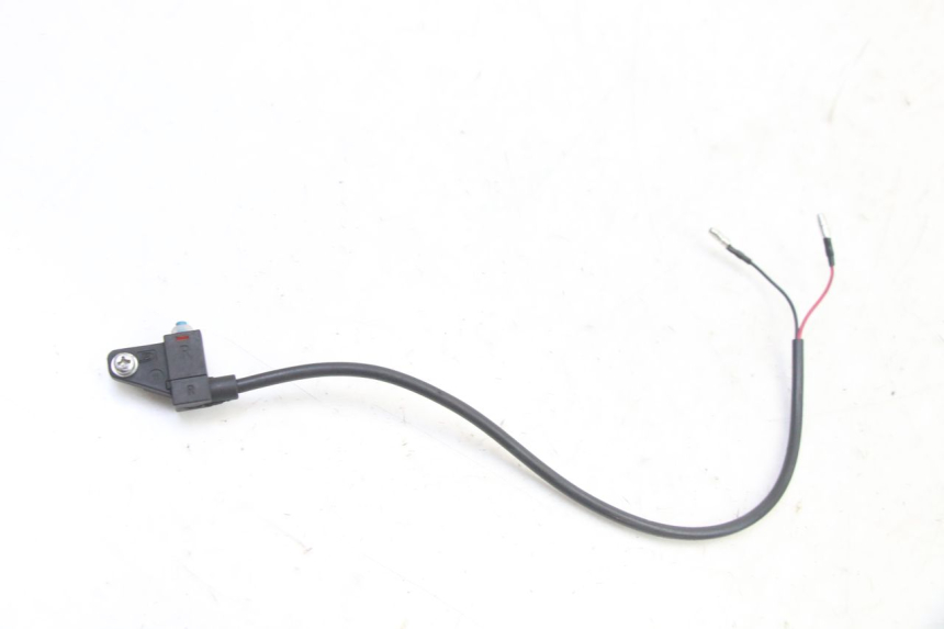 photo de WŁĄCZNIK ŚWIATEŁ STOP PRAWY VENESI FLY RETRO 4T 50 (2020 - 2025) - Widok główny