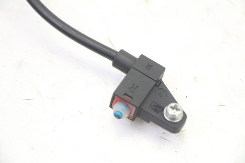 photo de WŁĄCZNIK ŚWIATEŁ STOP PRAWY VENESI FLY RETRO 4T 50 (2020 - 2025) - Inny kąt widzenia