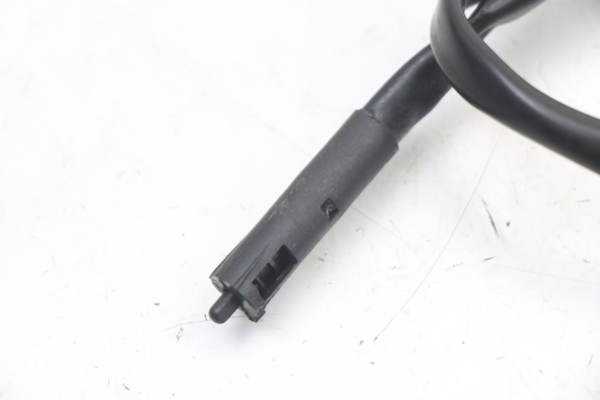 photo de WŁĄCZNIK ŚWIATEŁ STOP PRAWY KEEWAY HURRICANE 50 (2006 - 2019) - Zoom stanu zużycia