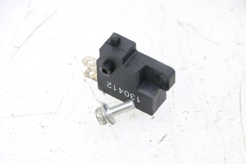 photo de WŁĄCZNIK ŚWIATEŁ STOP PRAWY SYM JOYMAX 125 (2010 - 2017) - Zoom stanu zużycia