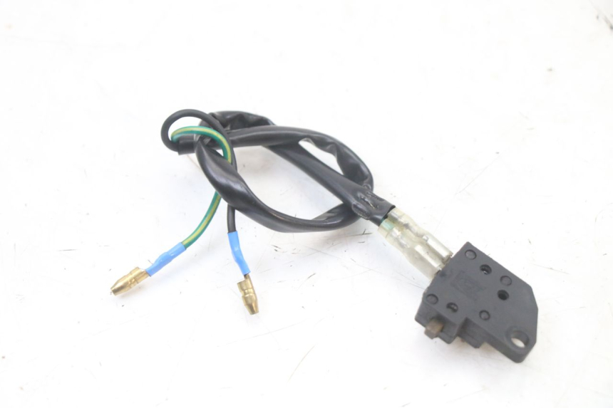 photo de WŁĄCZNIK ŚWIATEŁ STOP PRAWY MASH CITY 4T 50 (2018 - 2020) - Zoom stanu zużycia