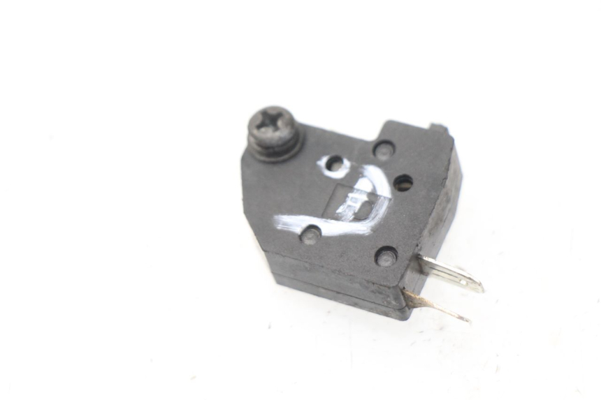 photo de WŁĄCZNIK ŚWIATEŁ STOP PRAWY SYM ORBIT 2 4T 50 (2008 - 2017) - Widok główny