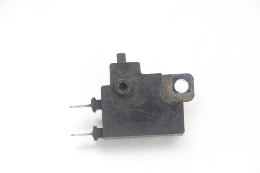 photo de WŁĄCZNIK ŚWIATEŁ STOP PRAWY HONDA PCX (JF47) 125 (2012 - 2013) - Widok główny