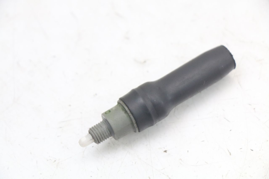 photo de WŁĄCZNIK ŚWIATEŁ STOP PRAWY PEUGEOT LUDIX 50 (2008 - 2017) - Widok główny