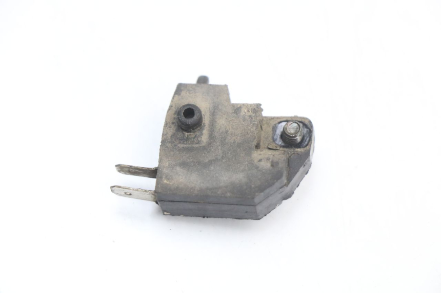 photo de WŁĄCZNIK ŚWIATEŁ STOP PRAWY YCF PIT BIKE 125 (2010 - 2018) - Zoom stanu zużycia