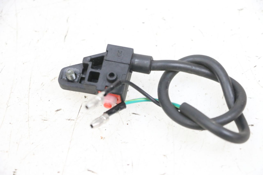 photo de WŁĄCZNIK ŚWIATEŁ STOP PRAWY EFUN PUSA 1 - Szczegół części