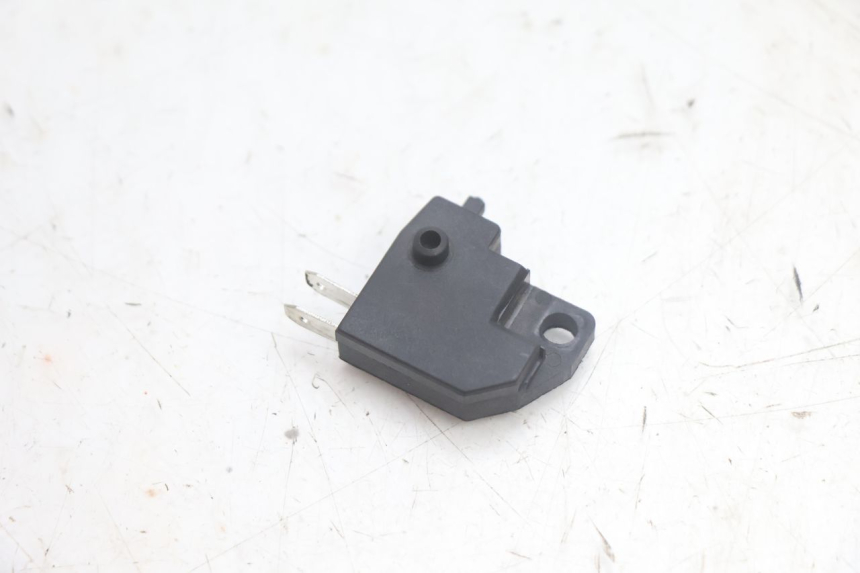 photo de PRAWO WYŁĄCZNIK ŚWIATEŁ STOP JM MOTORS R-MAX TECH 50 (2024 - 2026) - Widok główny