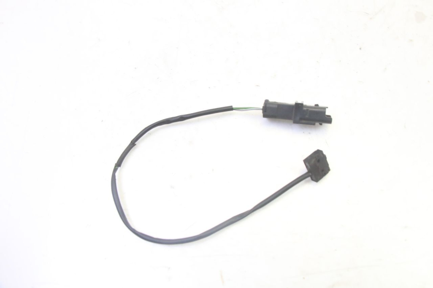 photo de WŁĄCZNIK ŚWIATEŁ STOP PRAWY PEUGEOT SATELIS 125 (2006 - 2009) - Widok główny