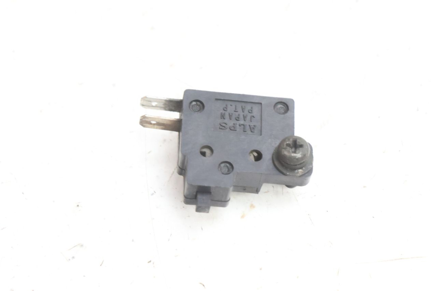photo de PRAWO WYŁĄCZNIK ŚWIATEŁ STOP HONDA SH 125 (2001 - 2003) - Szczegół części