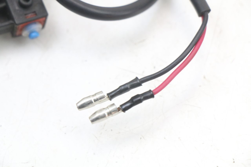 photo de WŁĄCZNIK ŚWIATEŁ STOP PRAWY VASTRO STREET X 4T 50 (2016 - 2021) - Inny kąt widzenia